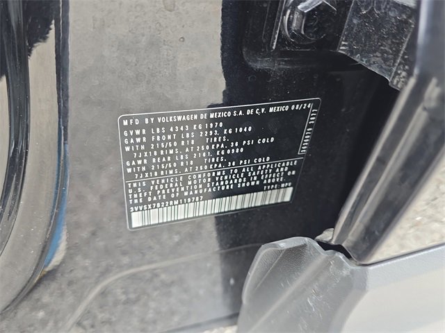 Used 2024 Volkswagen Taos SE image 36