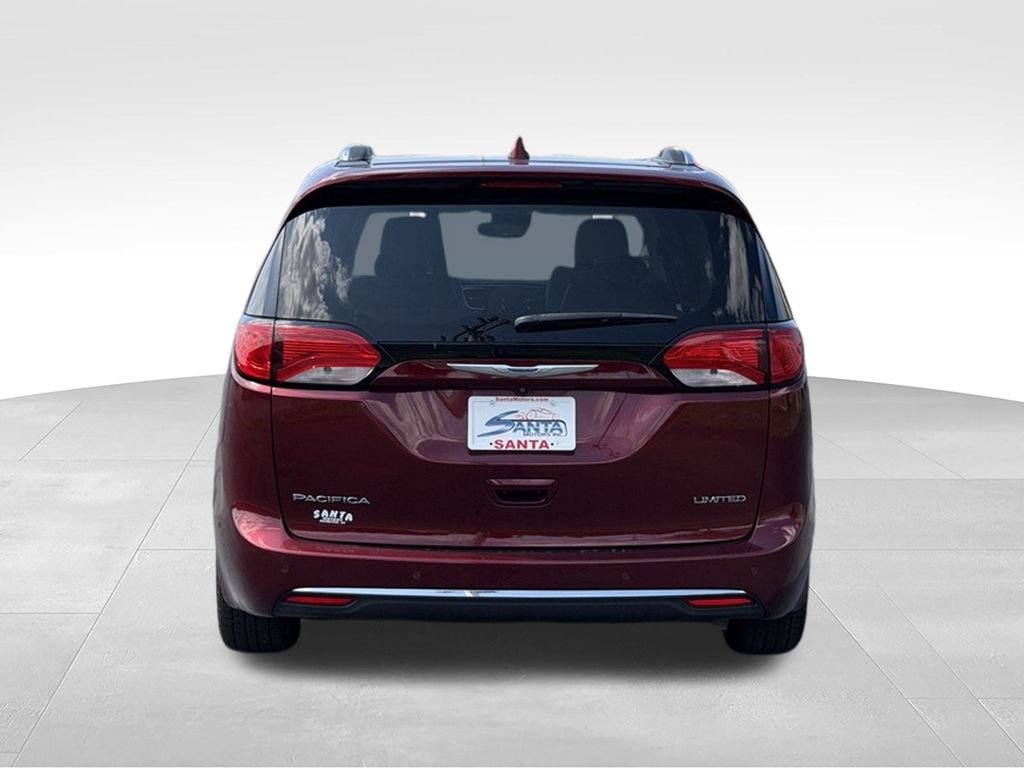 Used 2019 Chrysler Pacifica Limited w/ Advanced Safetytec Group FWD image 18