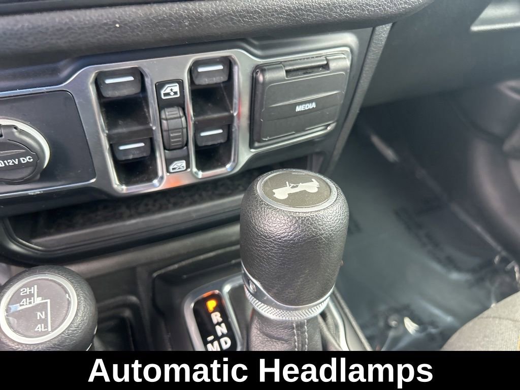 Used 2024 Jeep Wrangler Unlimited Sport AWD/4WD image 14