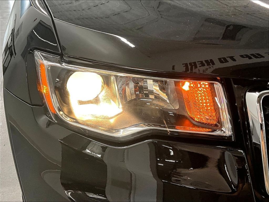 Used 2020 Jeep Grand Cherokee Laredo w/ Quick Order Package 2BN North AWD/4WD image 30