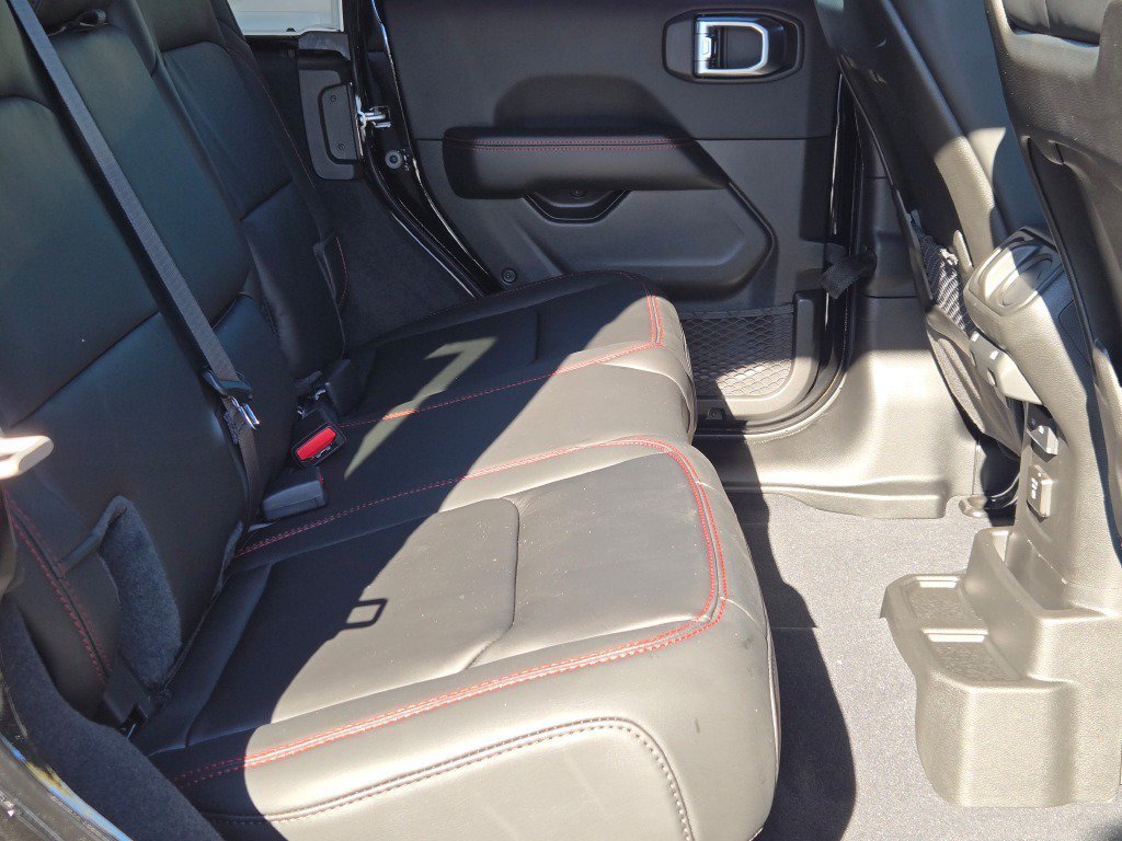 New 2027 Jeep Wrangler Unlimited Rubicon AWD/4WD image 11