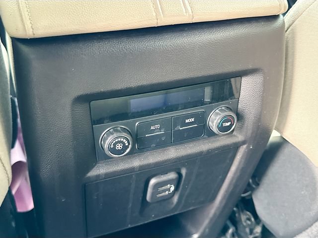 Used 2022 Chevrolet Traverse LS FWD image 23
