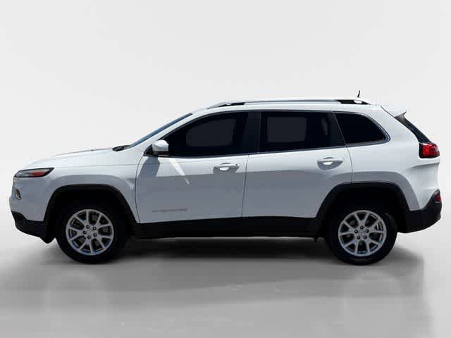 Used 2017 Jeep Cherokee Latitude FWD video 2