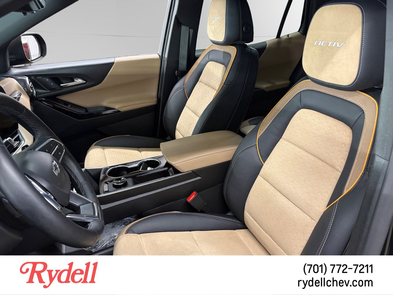 Used 2025 Chevrolet Equinox ACTIV w/ Safety and Technology Package AWD/4WD image 10