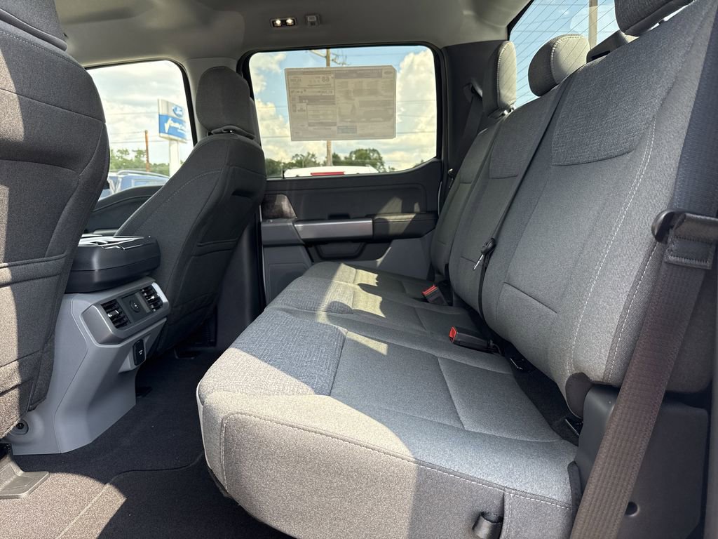 New 2025 Ford F150 Lightning XLT image 24