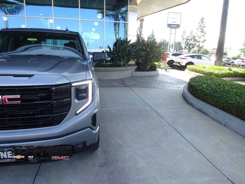 New 2026 GMC Sierra 1500 Elevation AWD/4WD image 31