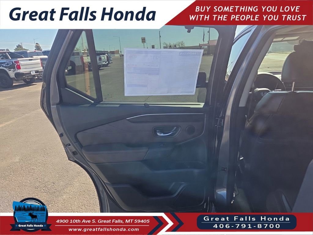 New 2026 Honda Pilot Touring image 13