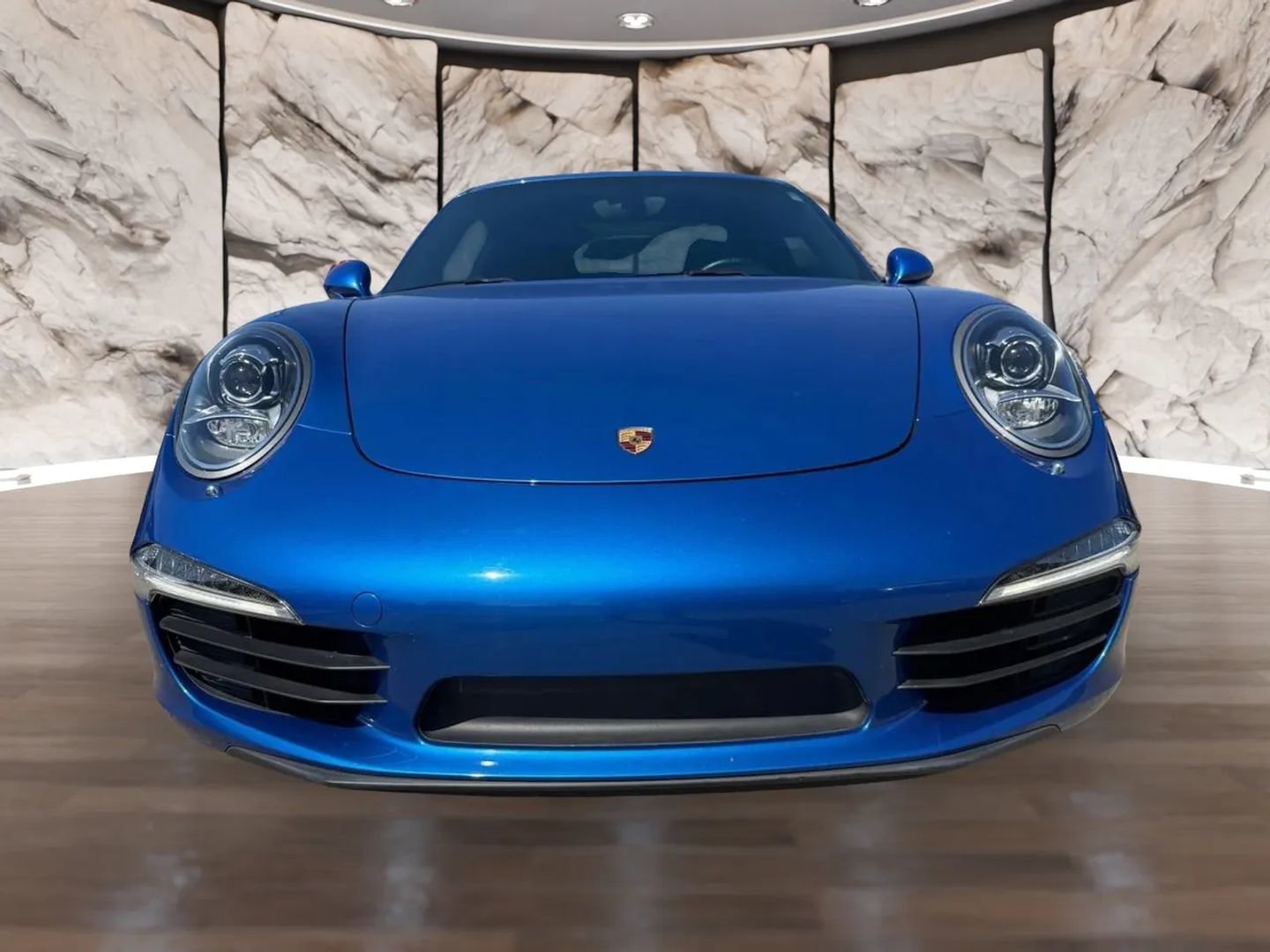 Used 2015 Porsche 911 Carrera image 2