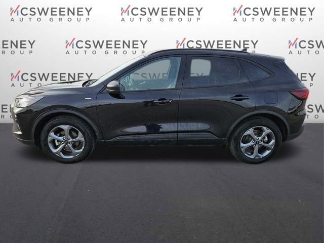Used 2025 Ford Escape ST-Line image 2