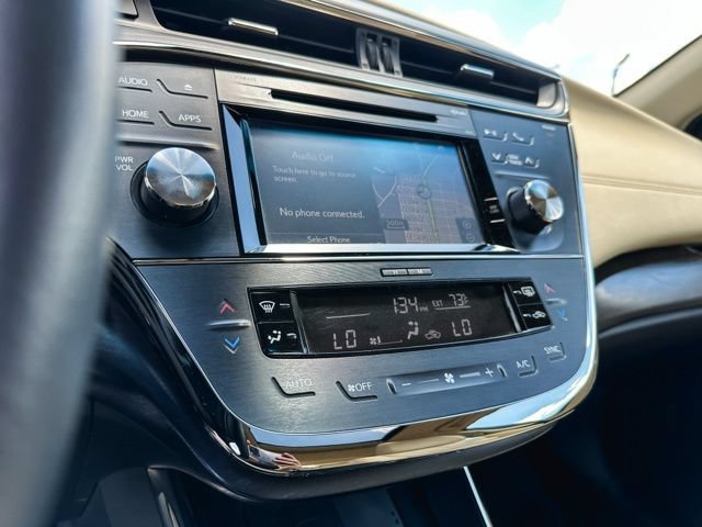 Used 2017 Toyota Avalon XLE Premium w/ All Weather Liner Package FWD image 18