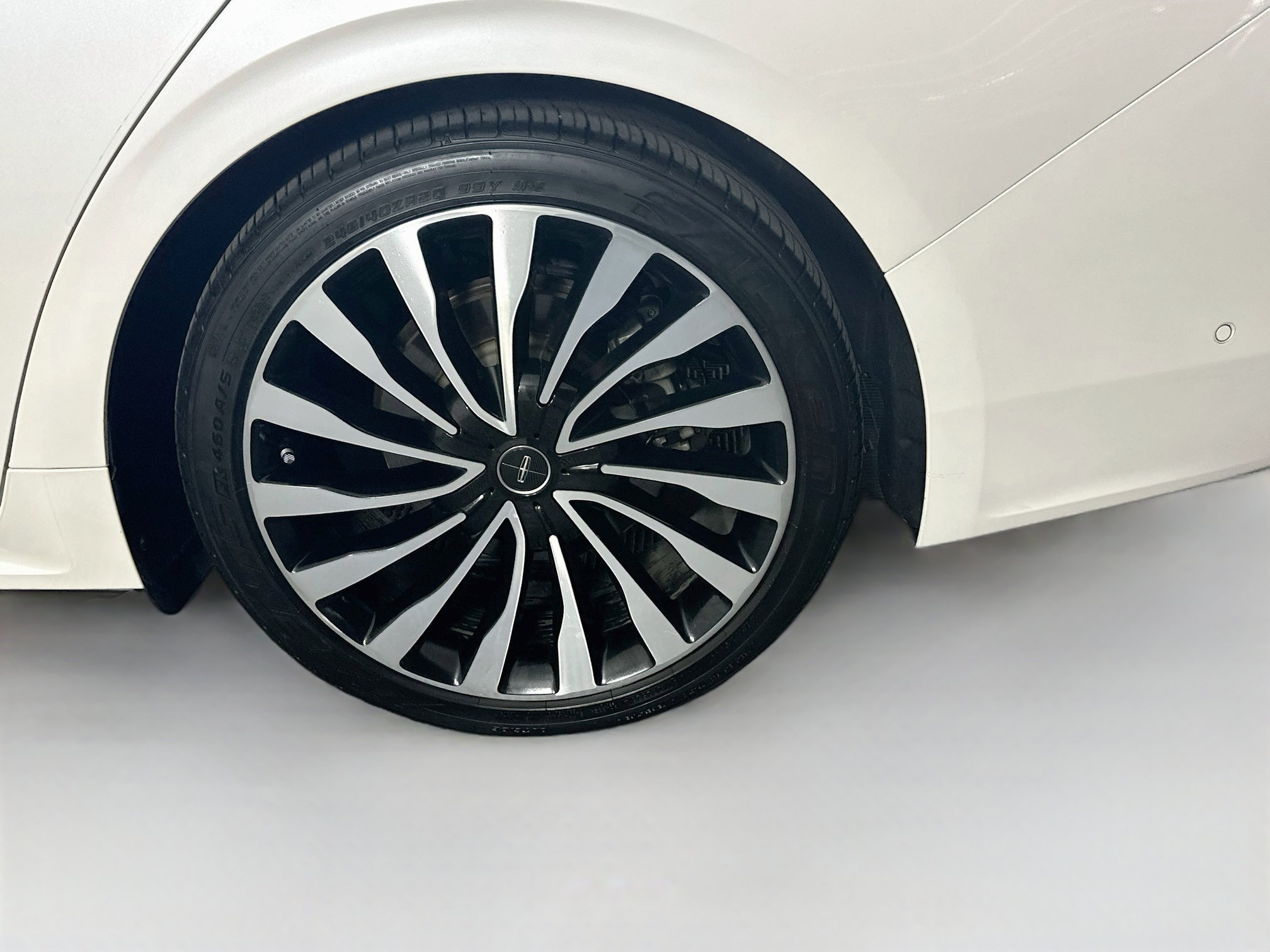 Used 2018 Lincoln Continental Black Label AWD/4WD image 11