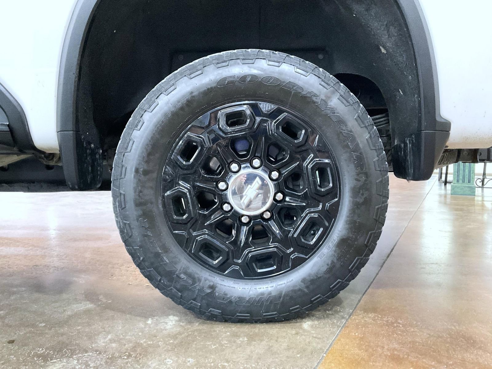 Used 2020 Chevrolet Silverado 2500 High Country w/ Z71 Off-Road Package image 22