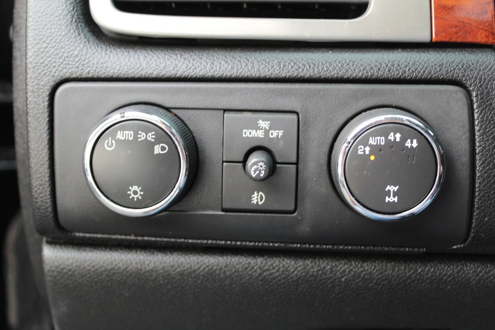 Used 2013 GMC Yukon SLT AWD/4WD image 29