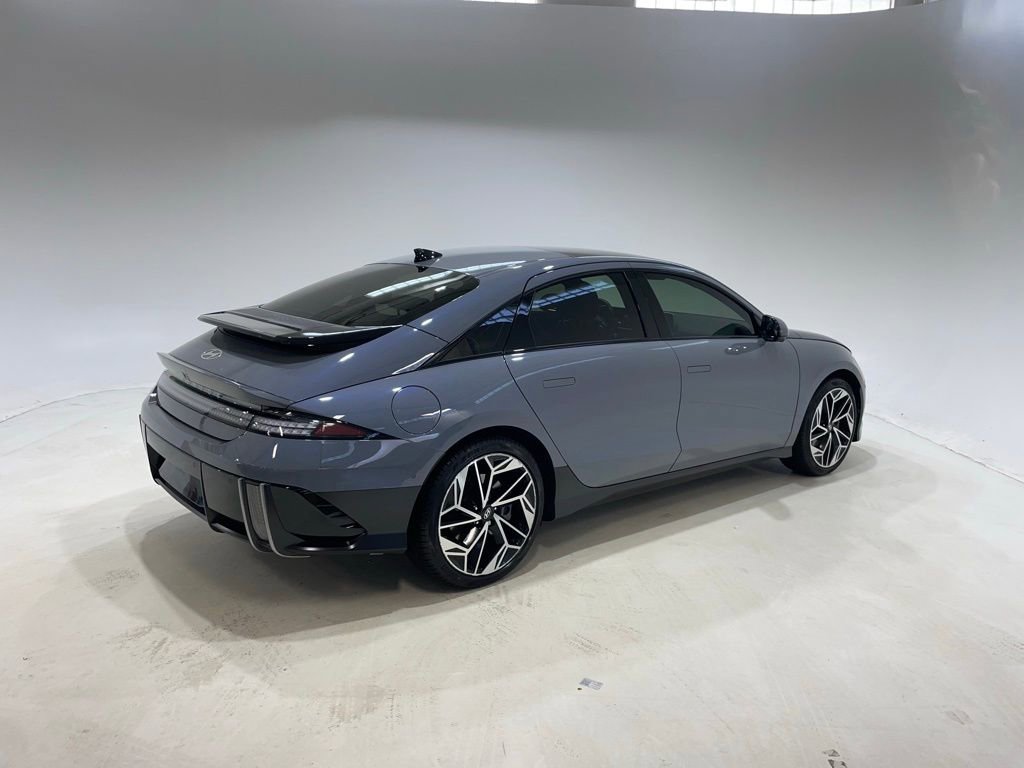 Used 2024 Hyundai Ioniq 6 Limited image 7