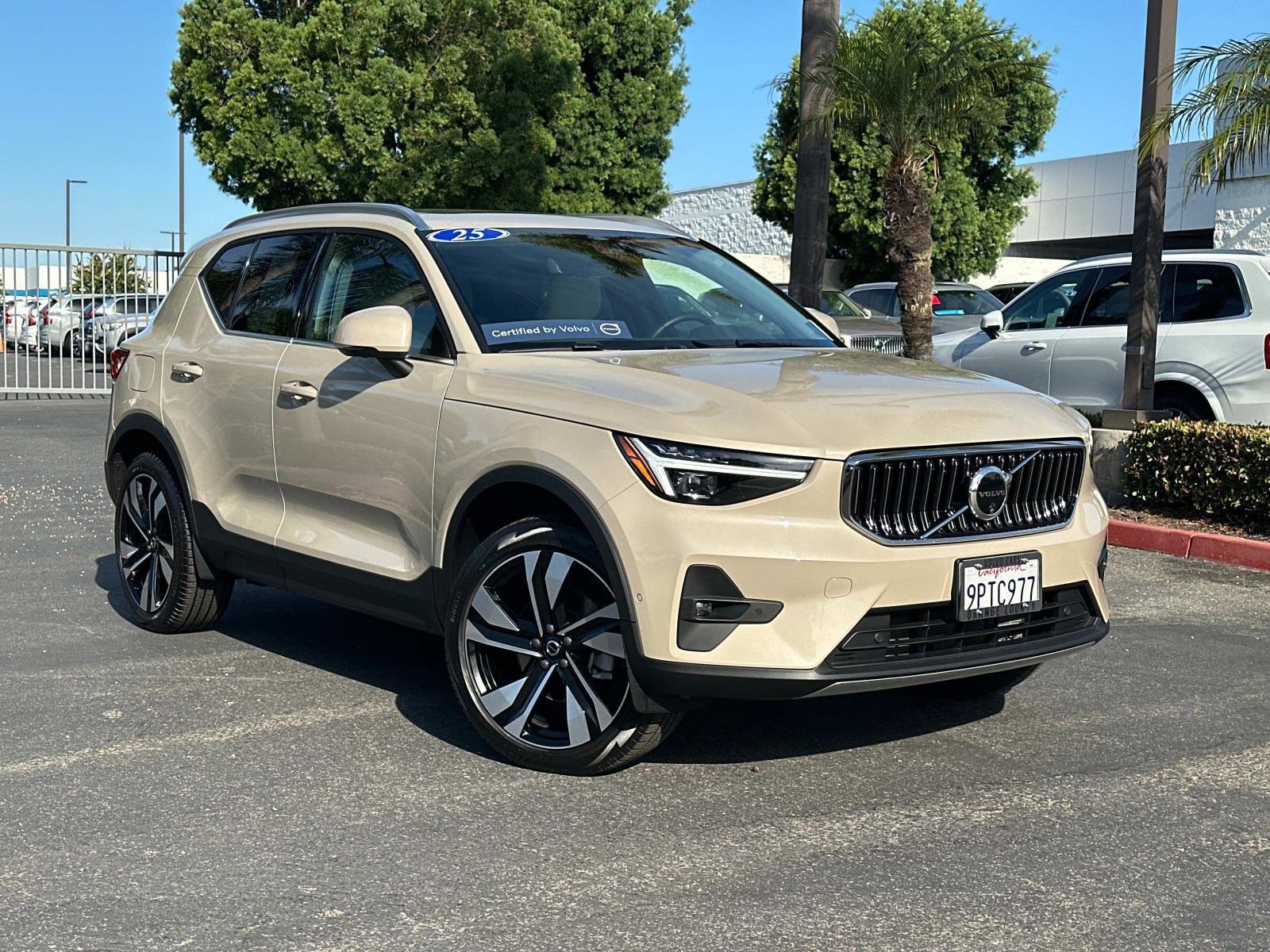 Certified 2025 Volvo XC40 B5 Plus w/ Climate Package