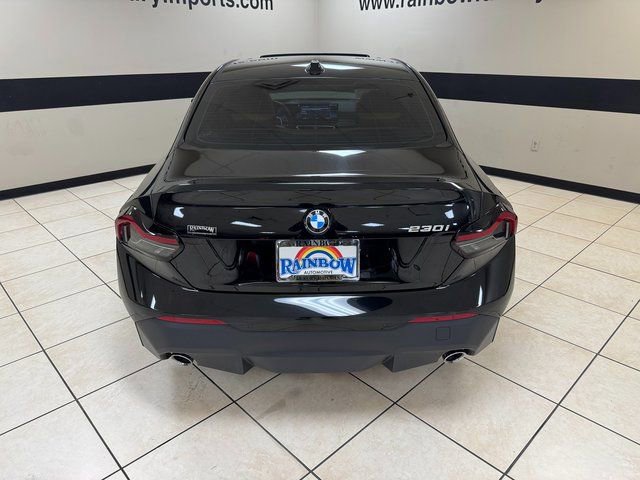 Used 2023 BMW 230i 230i w/ Premium Package image 5