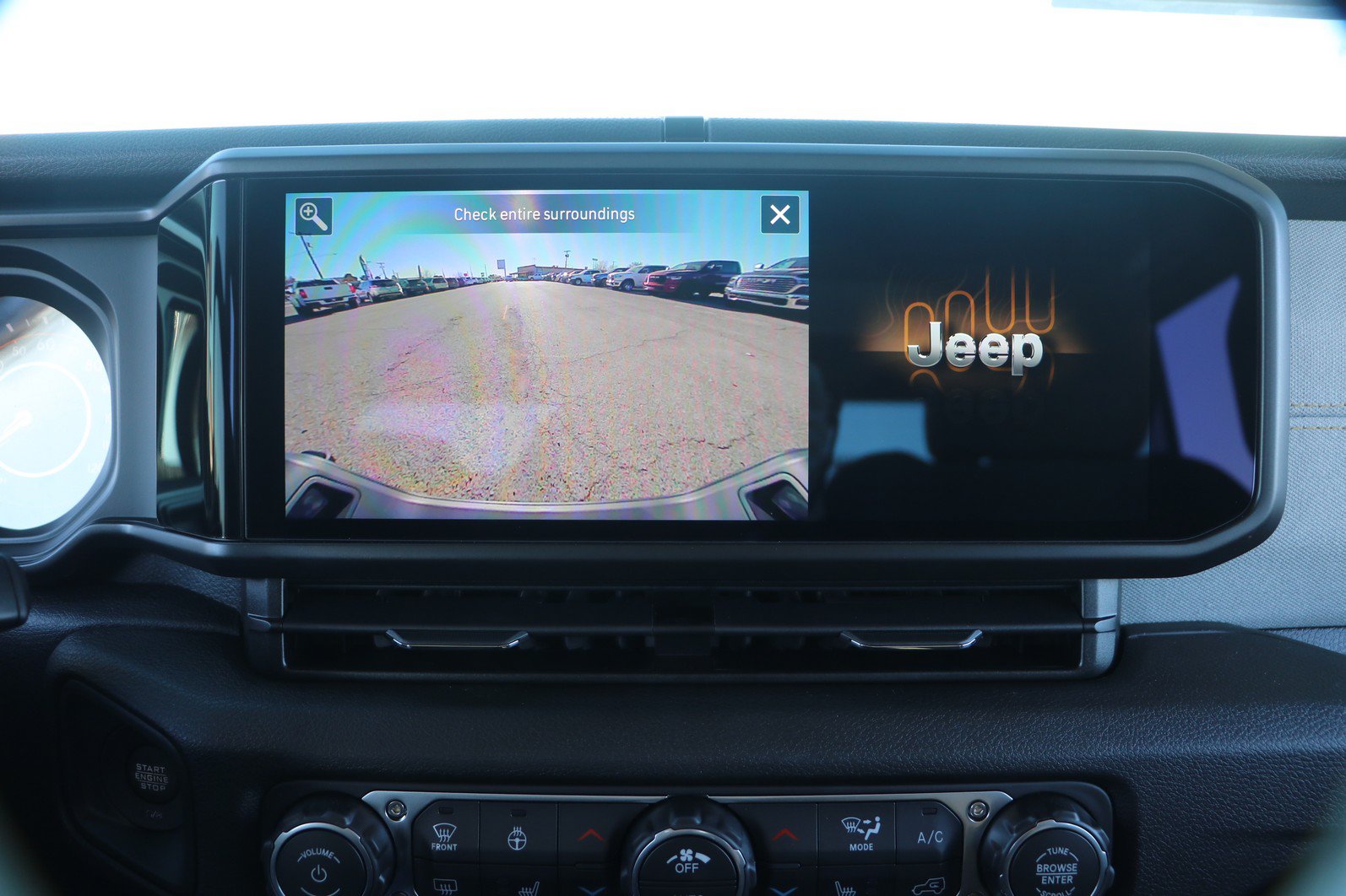 New 2026 Jeep Gladiator Mojave AWD/4WD image 21