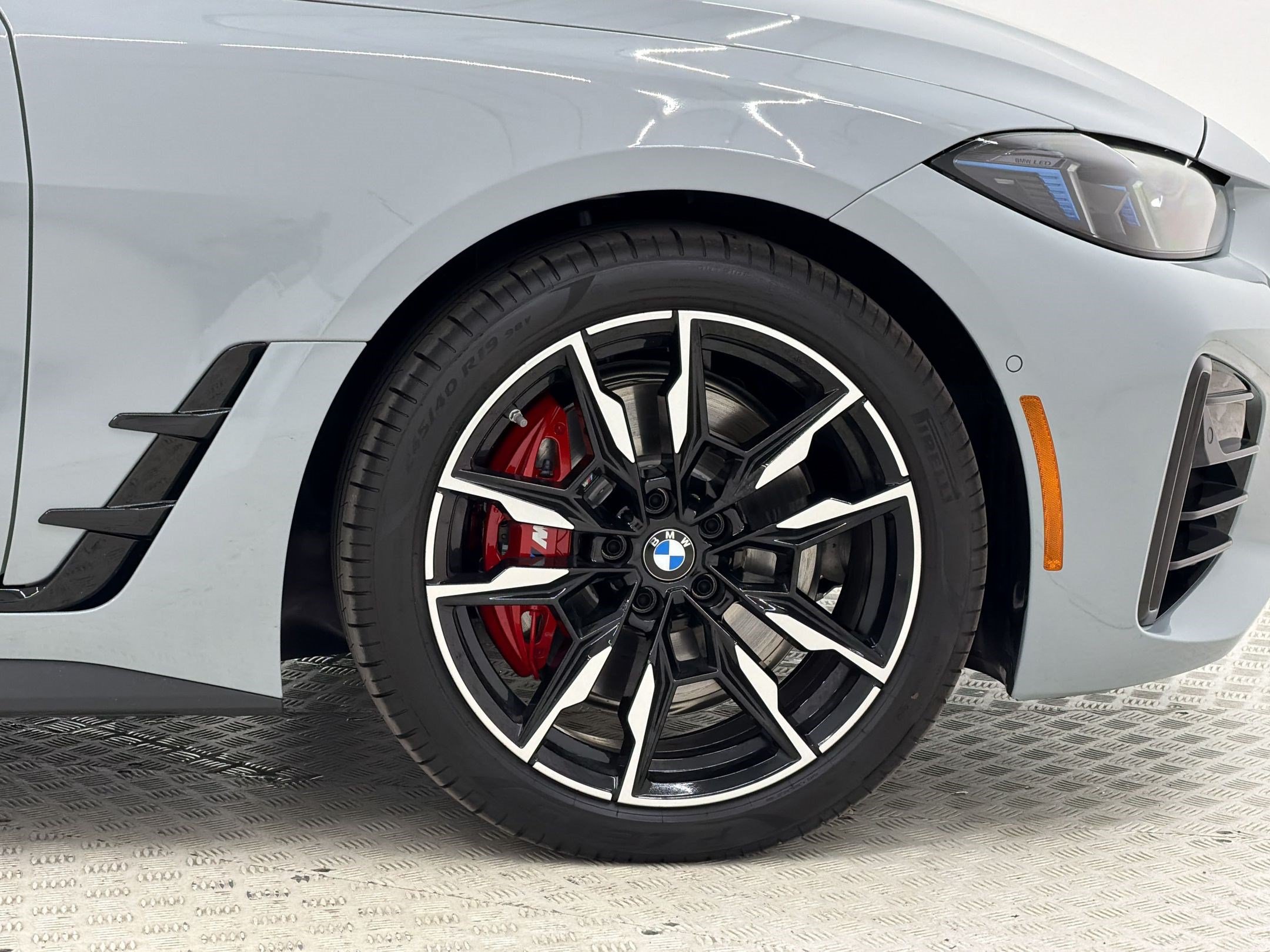 New 2026 BMW 440i xDrive w/ Premium Package AWD/4WD image 13