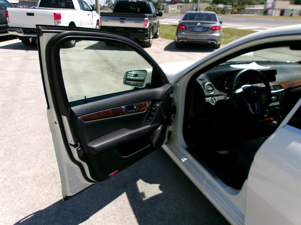 Used 2012 Mercedes-Benz C 300 4MATIC Sedan w/ Lighting Pkg image 13