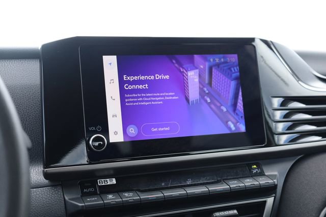 Used 2025 Toyota Camry LE image 17