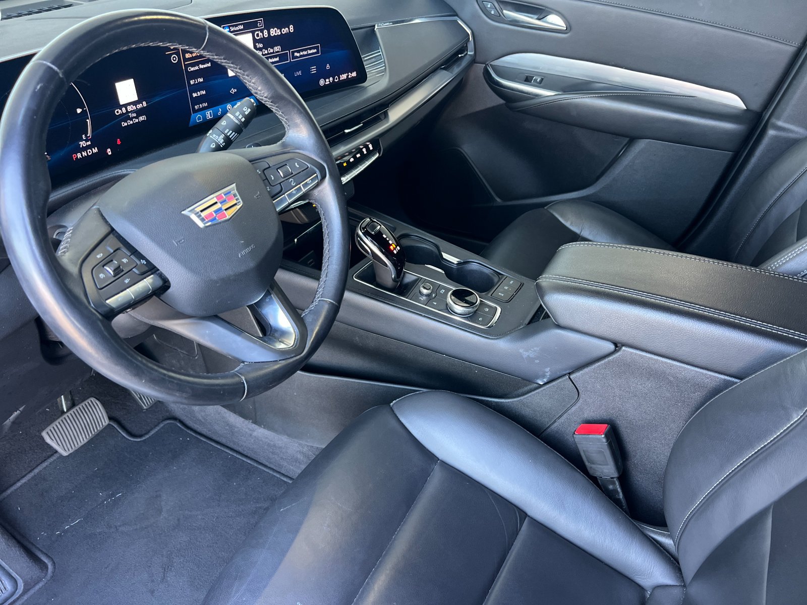 Certified 2025 Cadillac XT4 Premium Luxury FWD image 10