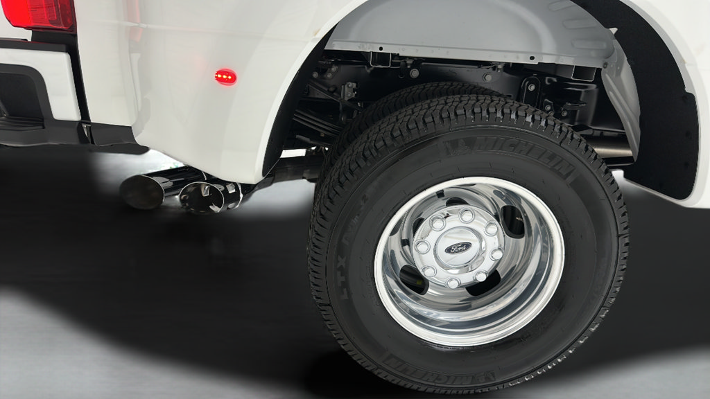 New 2026 Ford F350 Platinum AWD/4WD image 6