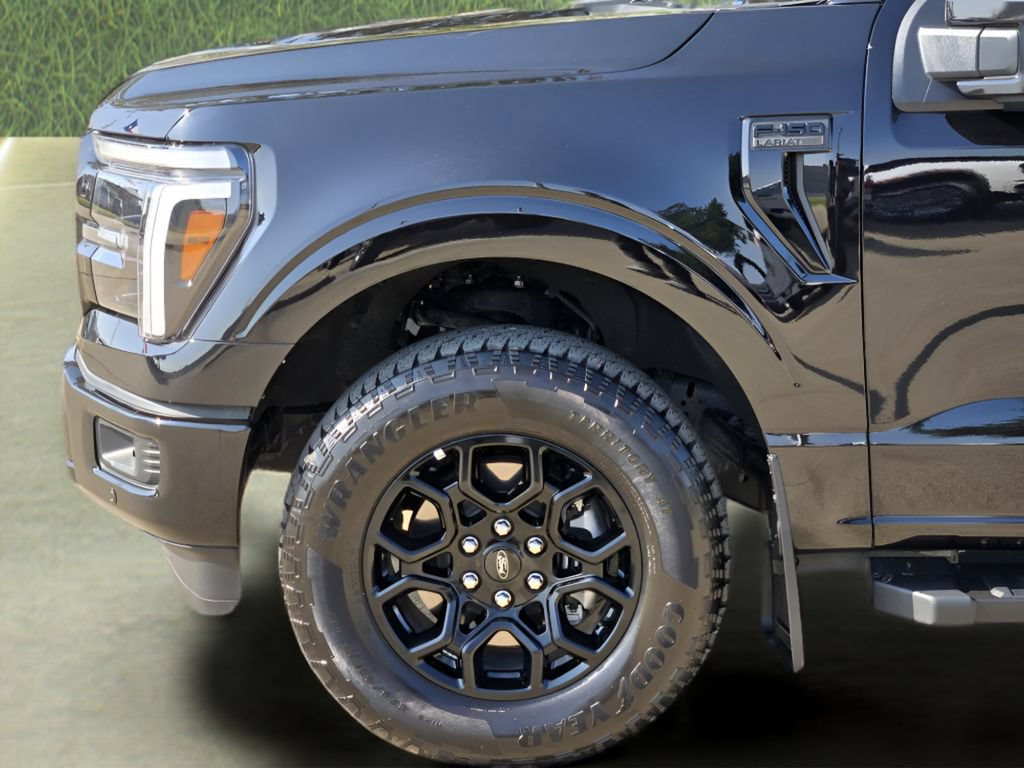 Used 2025 Ford F150 Lariat w/ FX4 Off-Road Package AWD/4WD image 10