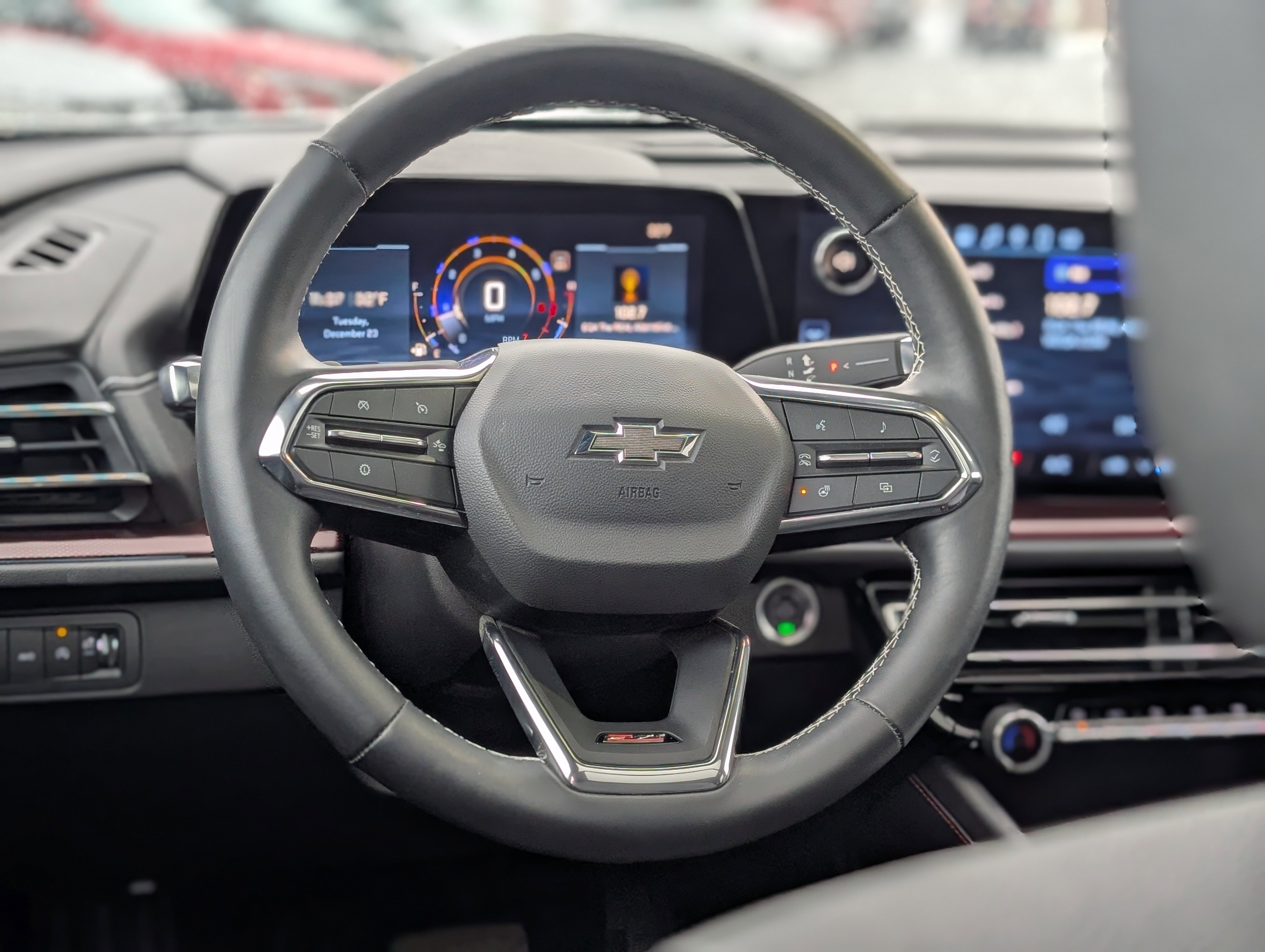 Used 2025 Chevrolet Traverse Z71 image 17