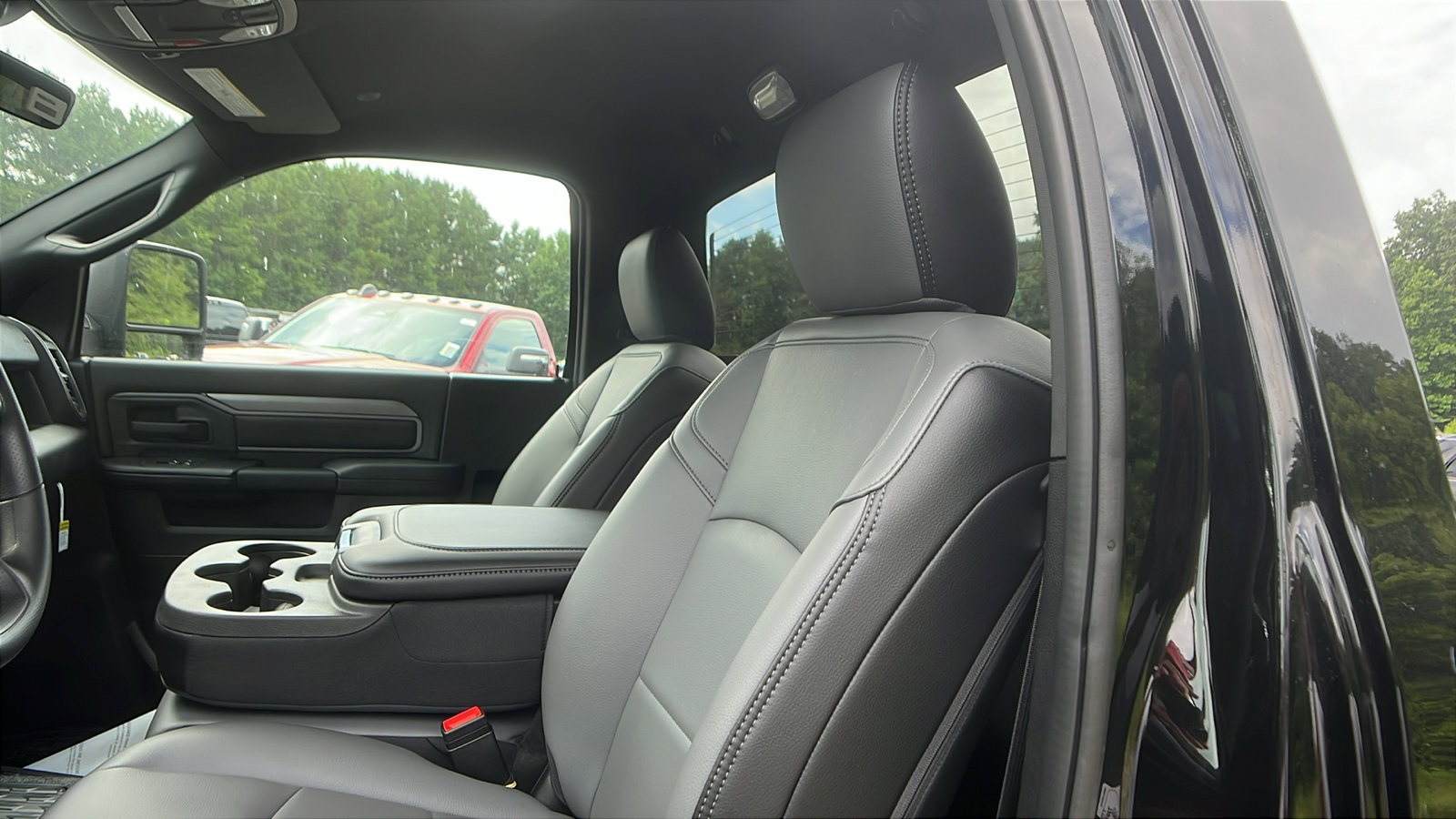 New 2025 RAM 5500 Tradesman image 16