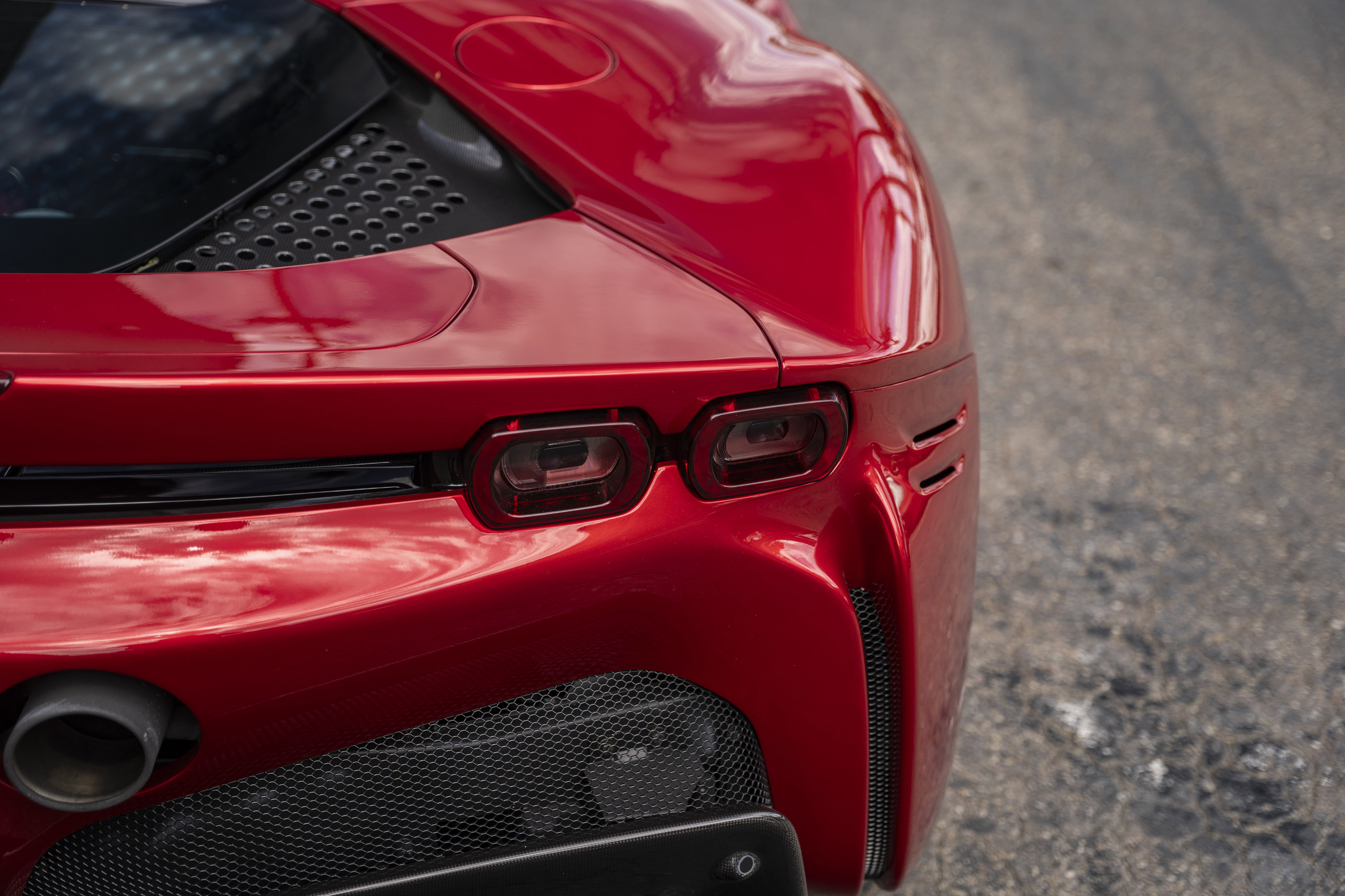 Certified 2022 Ferrari SF90 Spider image 17