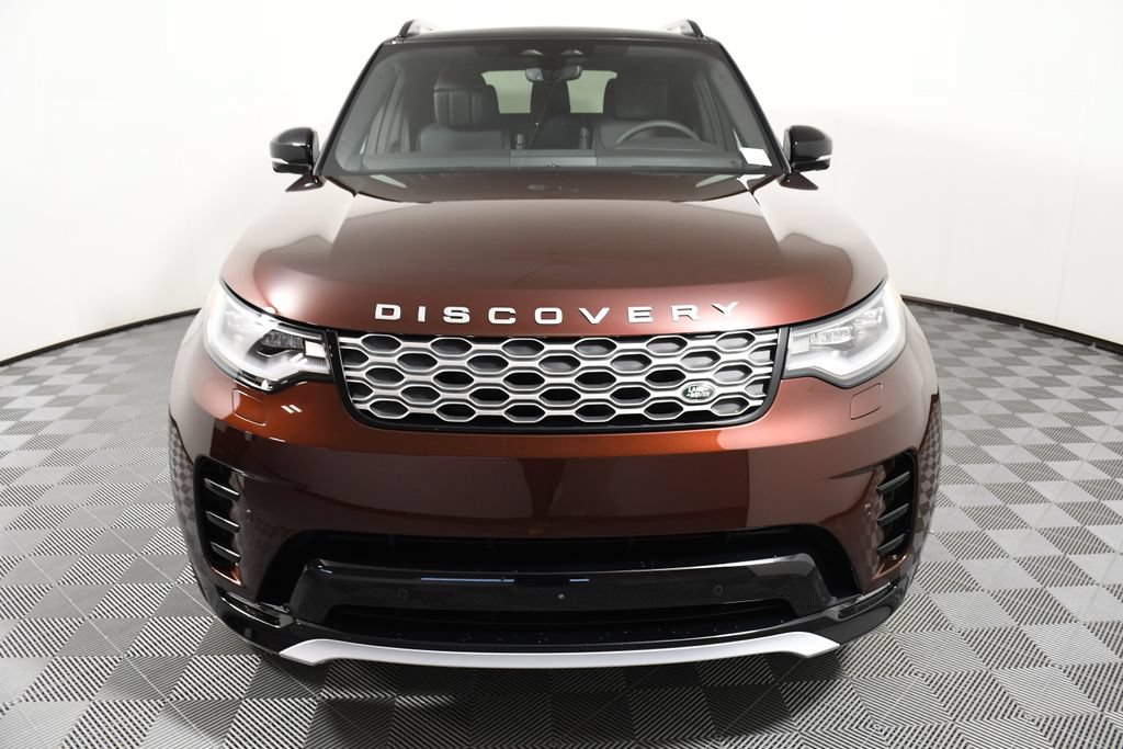 Certified 2026 Land Rover Discovery Limited Edition AWD/4WD image 10