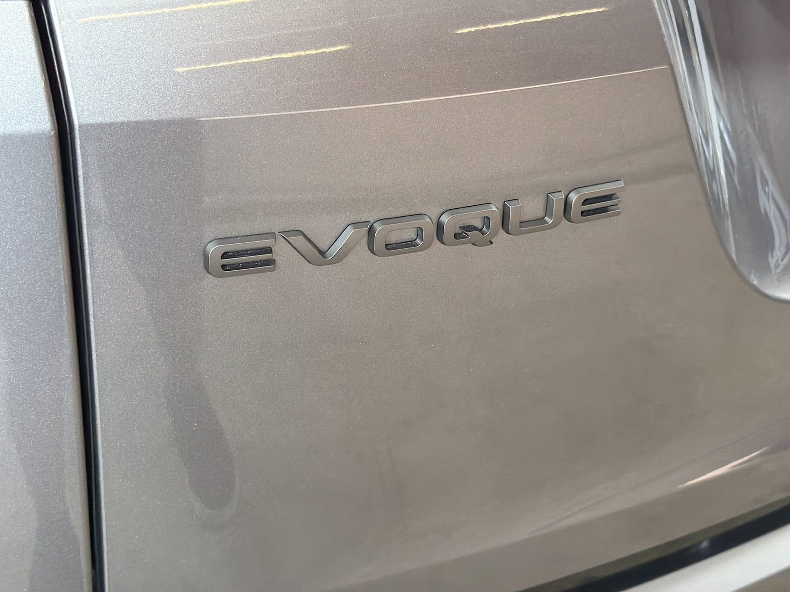 Used 2026 Land Rover Range Rover Evoque S AWD/4WD image 29