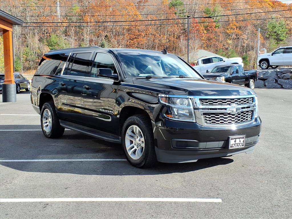 Used 2020 Chevrolet Suburban LT image 3