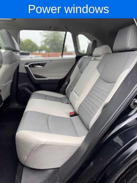 Used 2019 Toyota RAV4 XLE Premium w/ Cold Weather Package AWD/4WD image 24