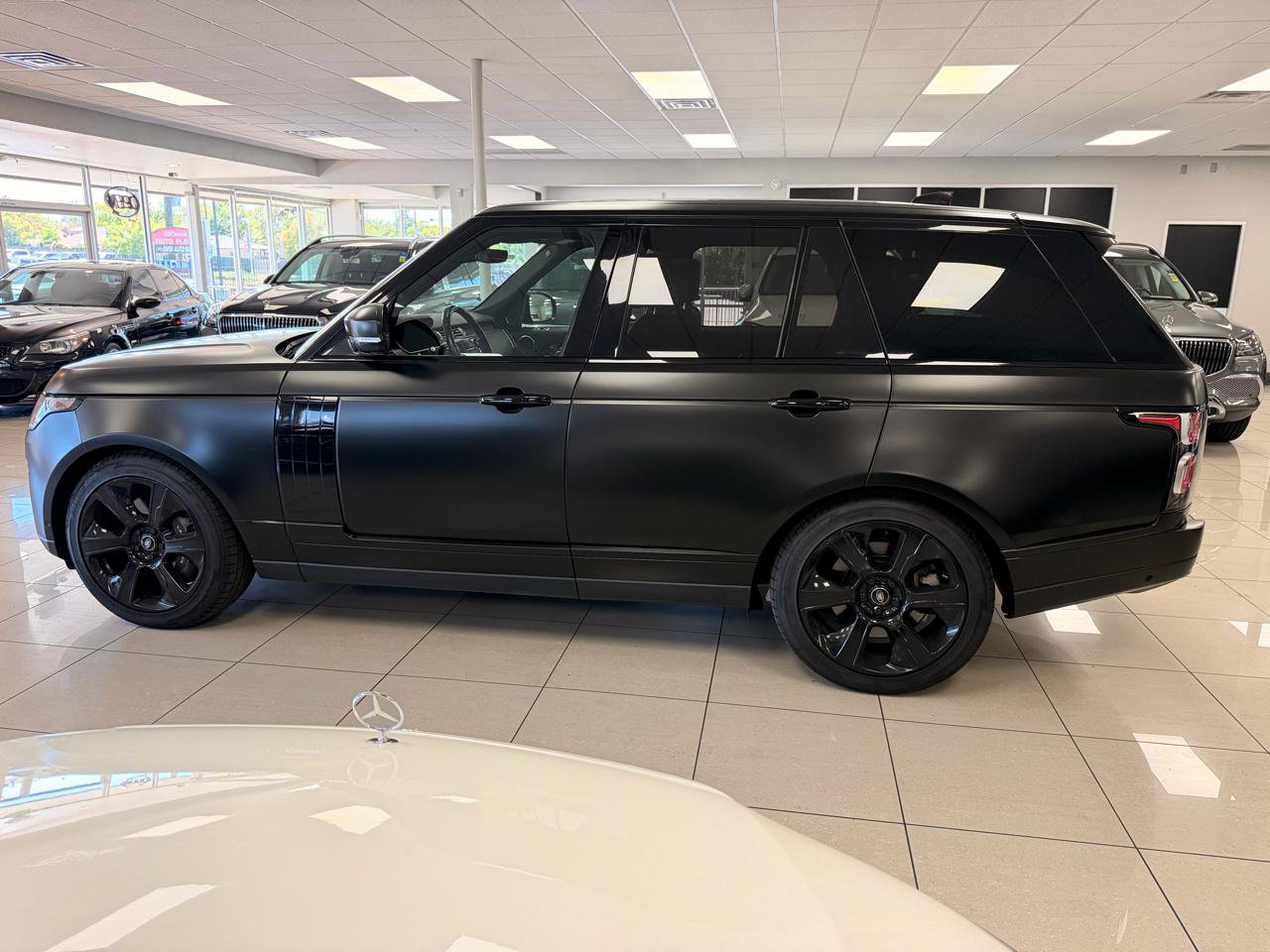 Used 2019 Land Rover Range Rover HSE AWD/4WD image 10