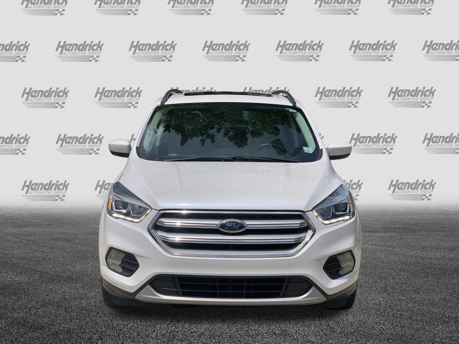 Used 2018 Ford Escape SEL FWD image 3