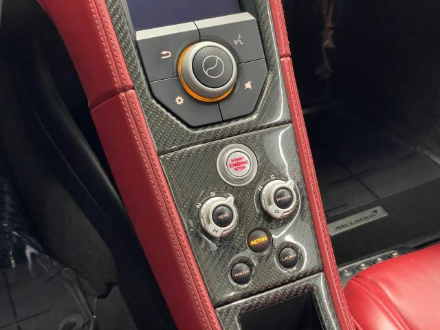 Used 2015 McLaren 650S Spider RWD image 33