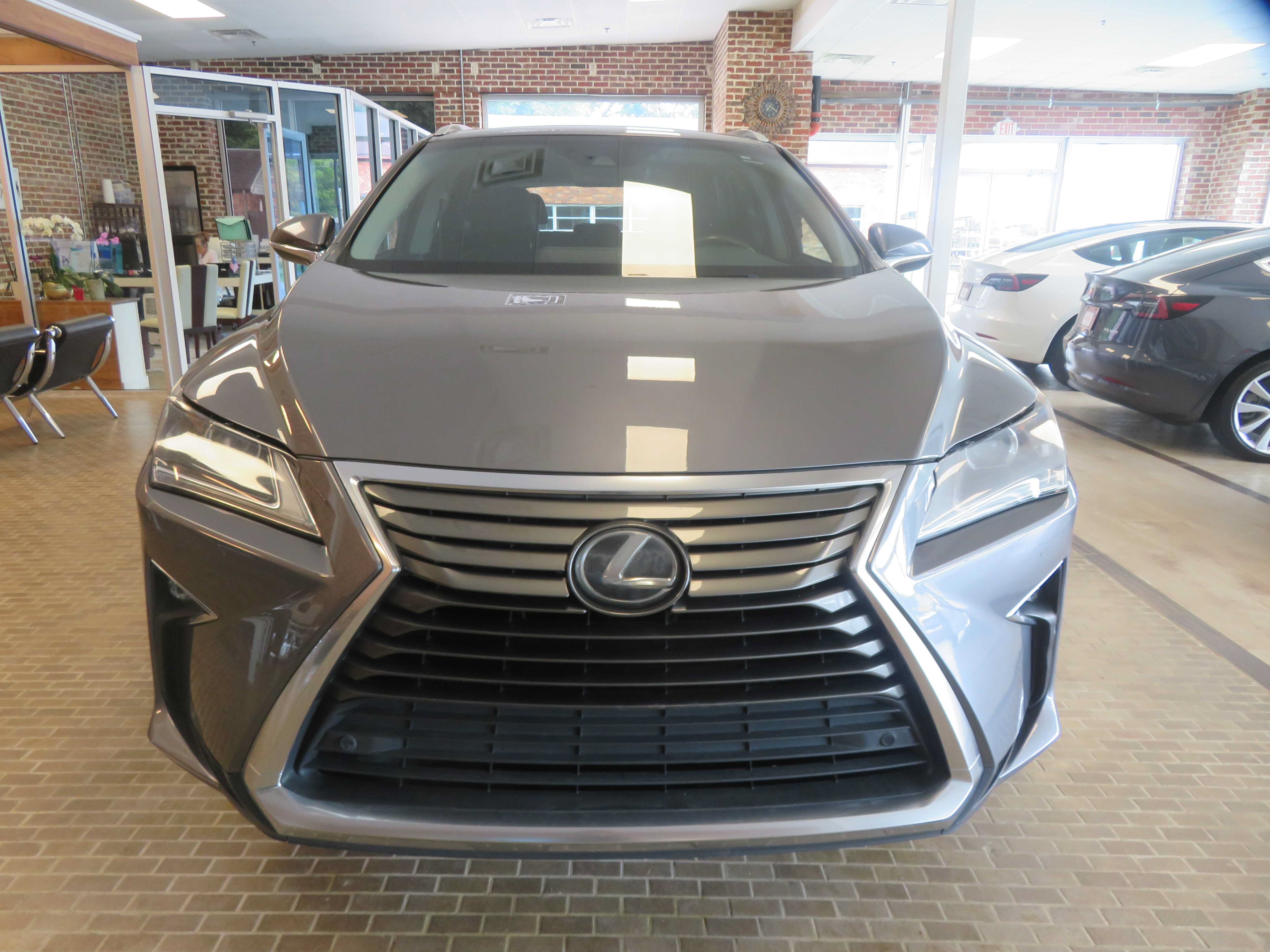 Used 2017 Lexus RX 350 AWD w/ Premium Package image 2