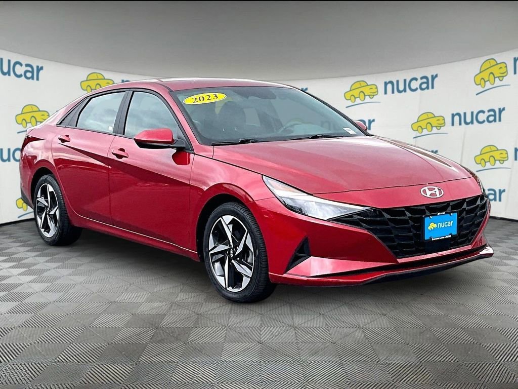 Used 2023 Hyundai Elantra SEL w/ Convenience Package FWD image 1