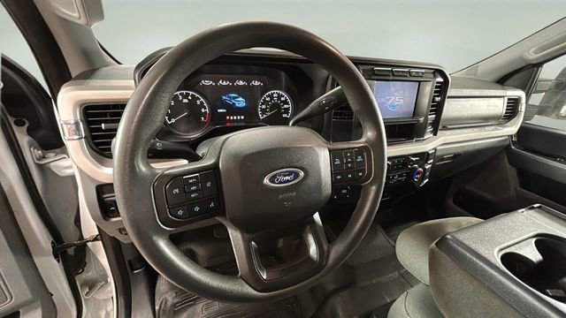 Used 2023 Ford F350 XLT w/ FX4 Off-Road Package image 11