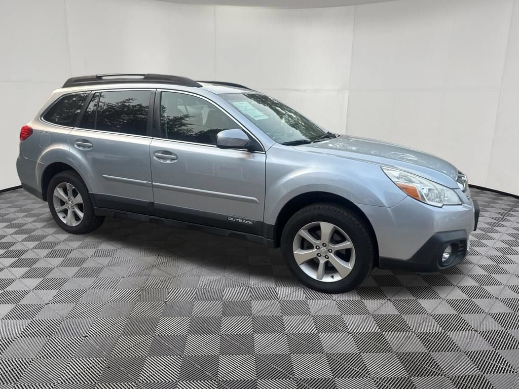 Used 2014 Subaru Outback 2.5i Limited AWD/4WD image 6