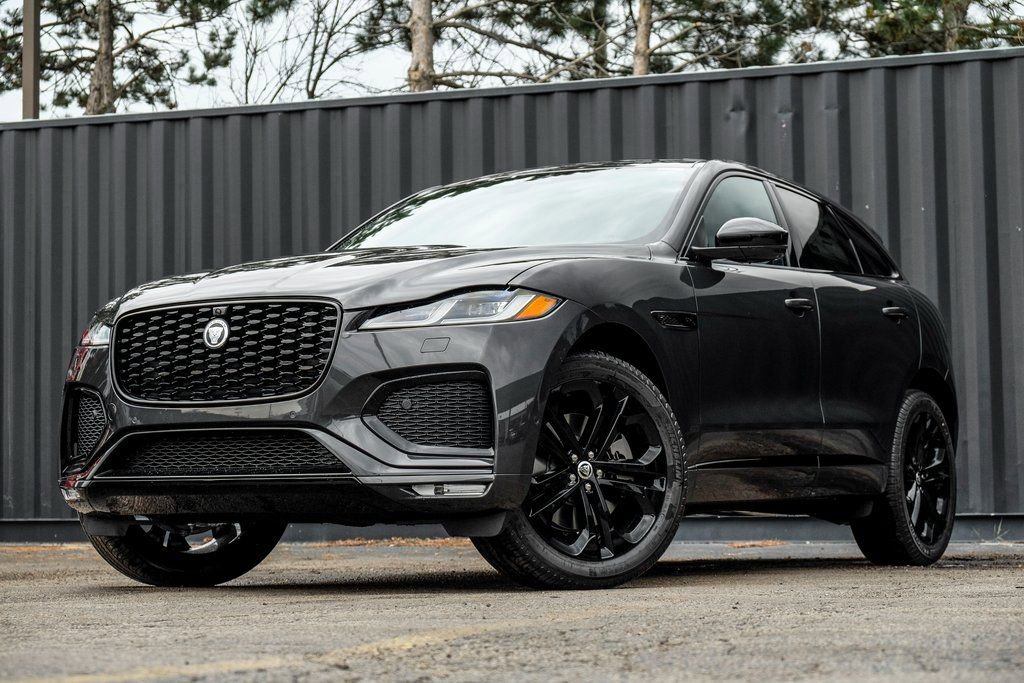 New 2026 Jaguar F-PACE R-Dynamic S image 1
