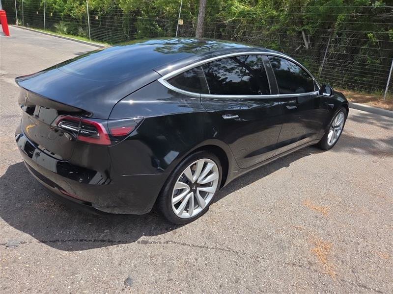Used 2018 Tesla Model 3 Long Range RWD image 4
