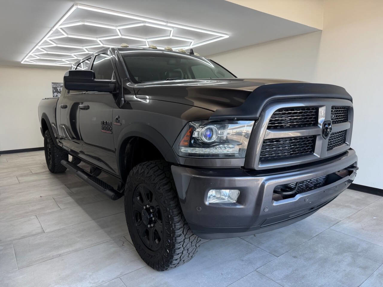 Used 2017 RAM 3500 Laramie w/ Sport Appearance Group AWD/4WD image 11