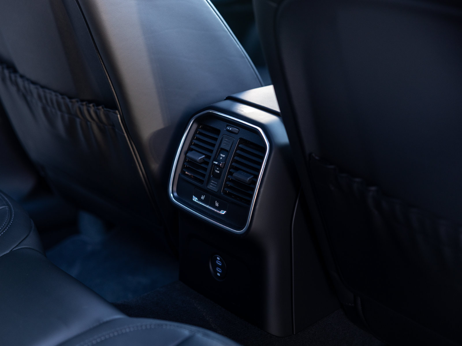 Certified 2023 Porsche Macan S AWD/4WD image 53