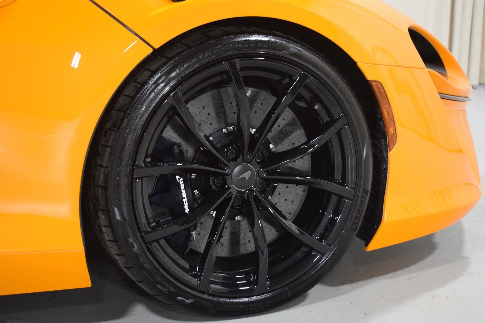 New 2026 McLaren Artura Spider RWD image 17