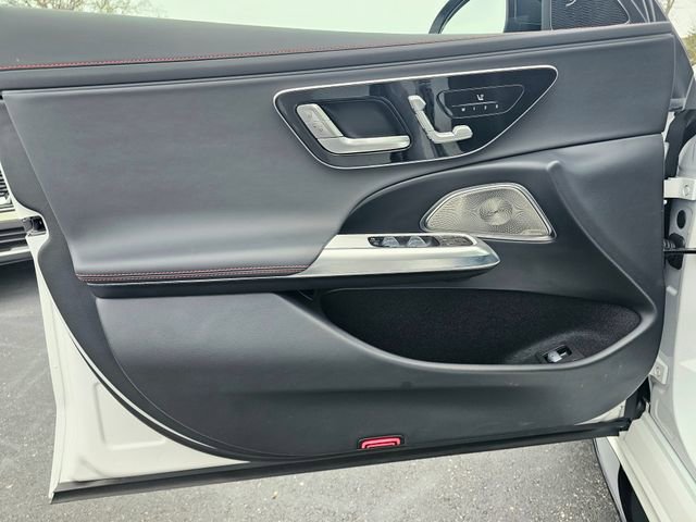 Certified 2025 Mercedes-Benz E 53 AMG e 4MATIC Sedan image 21