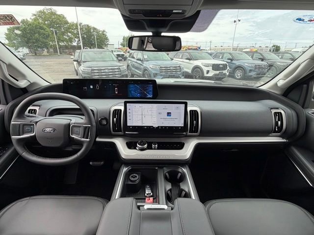New 2026 Ford Expedition Active RWD image 16