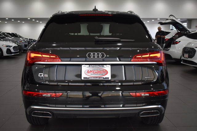 Used 2023 Audi Q5 2.0T Premium w/ Convenience Package AWD/4WD image 11