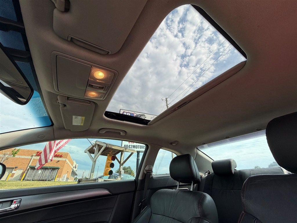 Used 2013 Kia Forte Koup SX w/ Tech Pkg FWD image 13